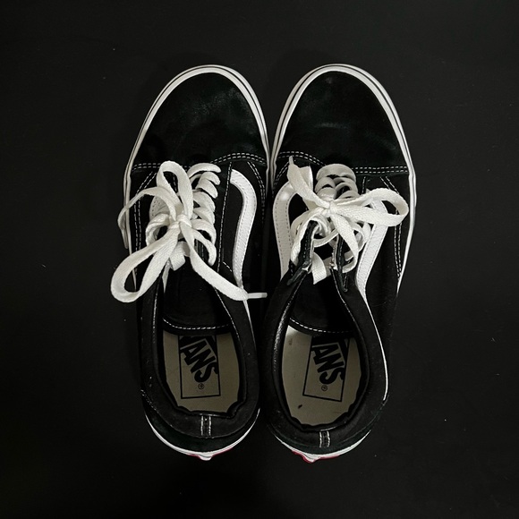 Vans Old Skool Skate Shoe, Men’s 7/Women’s 8.5 - Picture 2 of 5